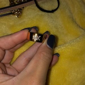 Michael kors gold ring